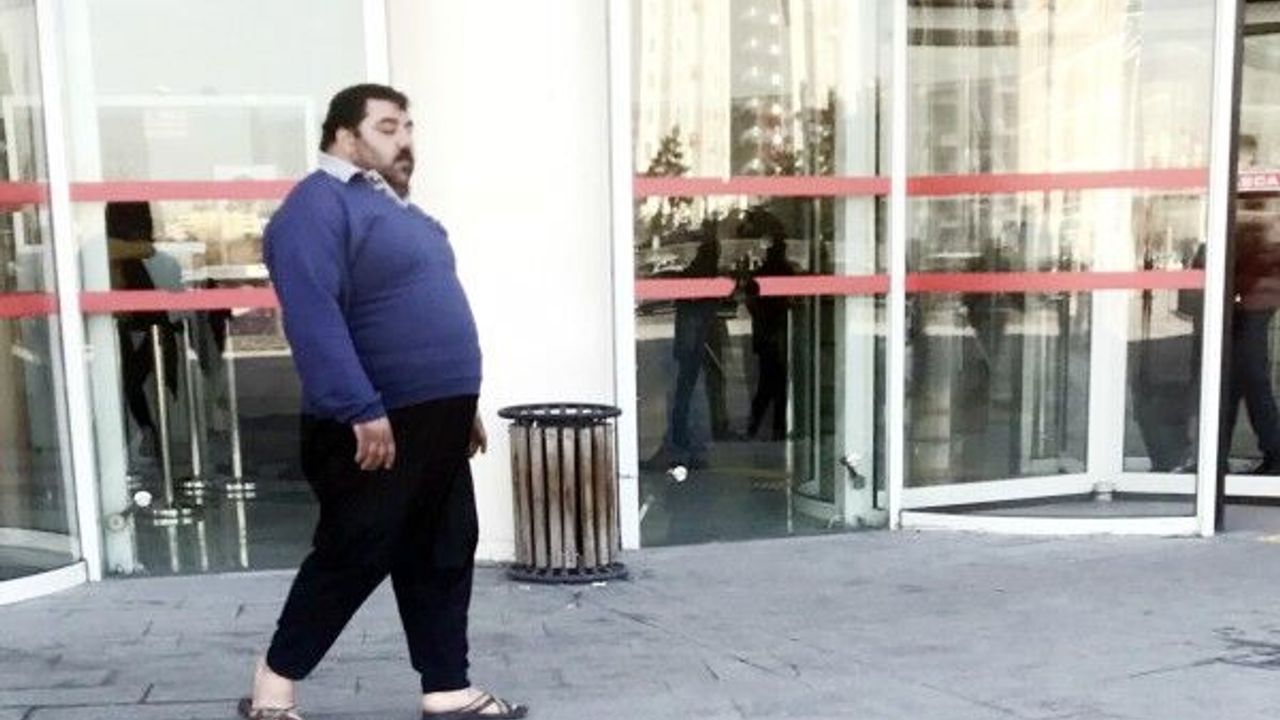 Sokak ortasında cinsel organını gösteren Suriyeli sanığa 5 yıl hapis