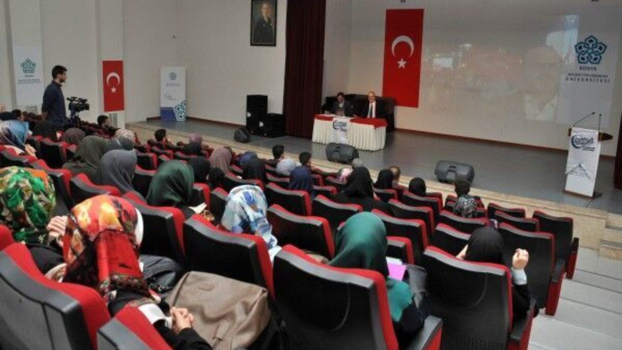 NEÜ’de “Müslüman olmayanlara İslam’ı ve Türkiye’yi nasıl anlatabiliriz?” konferansı