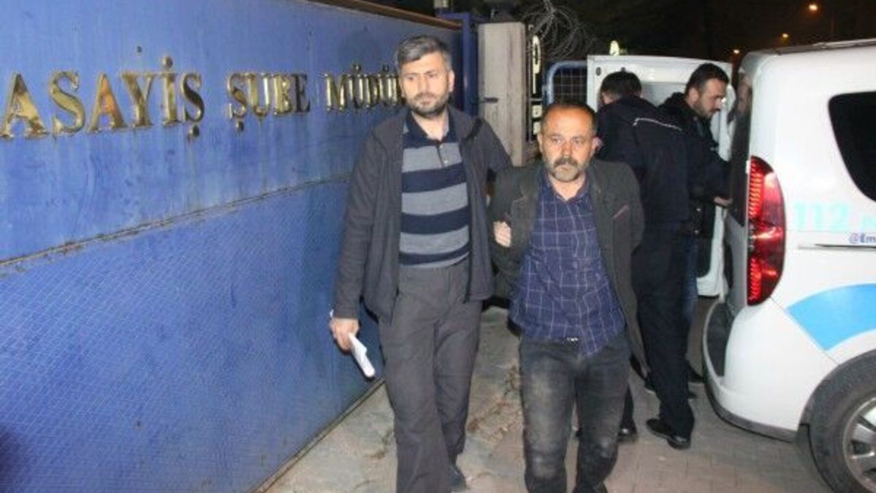 Motosikletli rögar kapağı hırsızları kovalamaca sonucu yakalandı