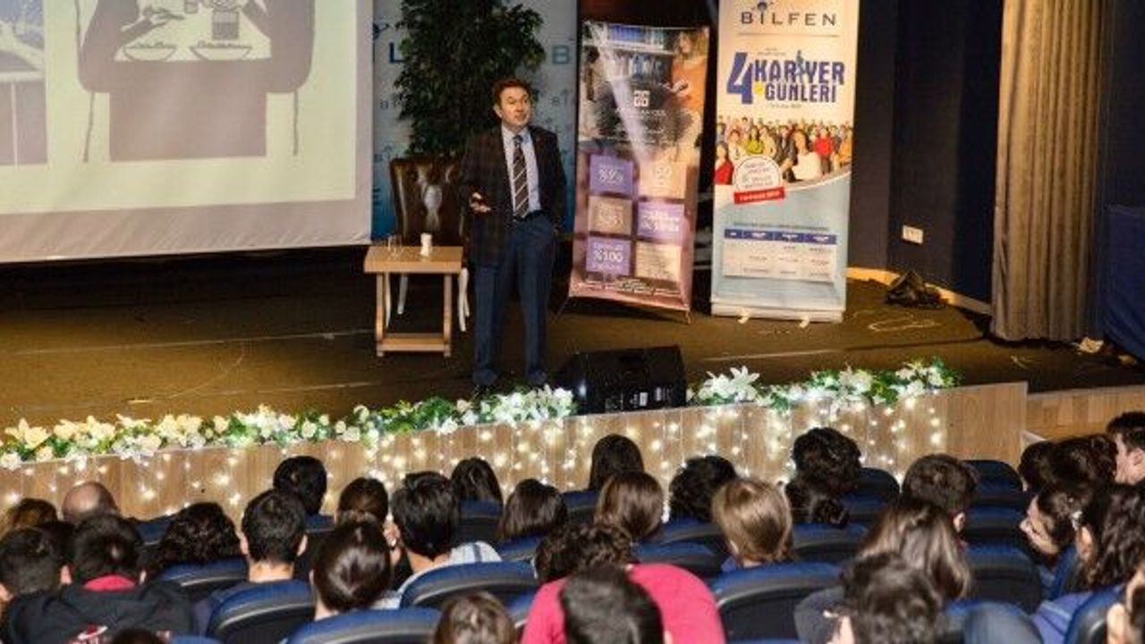 Rektör Prof. Sabuncuoğlu’ndan Lise Öğrencilerine Kariyer Semineri 