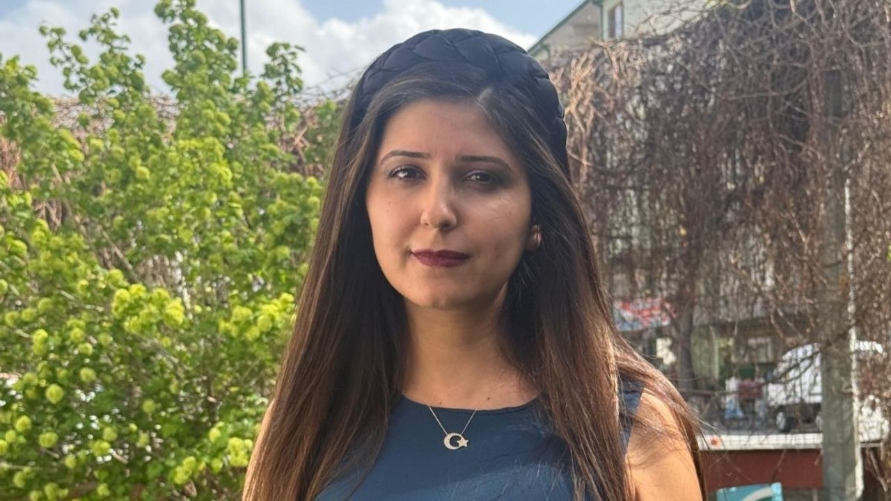 İYİ Parti Meclis Üyesi Hadiye Hakkomaz Şahin: Bugün yine İstanbul'da deprem kendisini hatırlattı!
