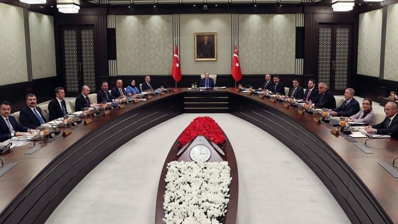 Gözler o tarihe çevrildi! AK Partili boşalan koltuklara kim gelecek?