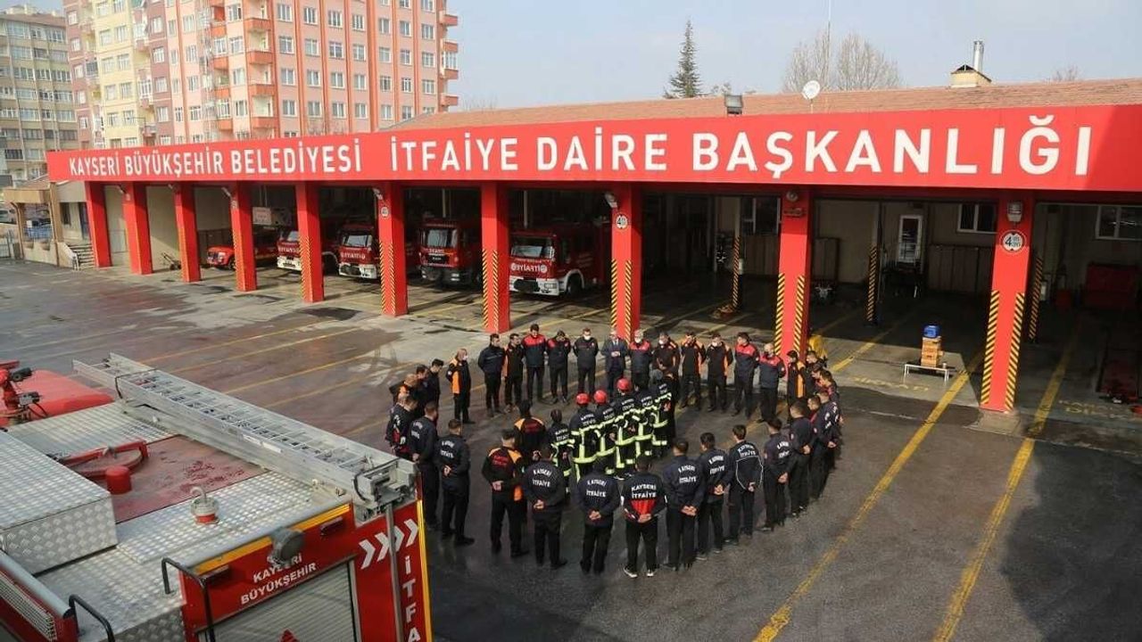 Kayseri İtfaiyesi'nden büyük başarı! Günde 18 farklı olaya yetiştiler