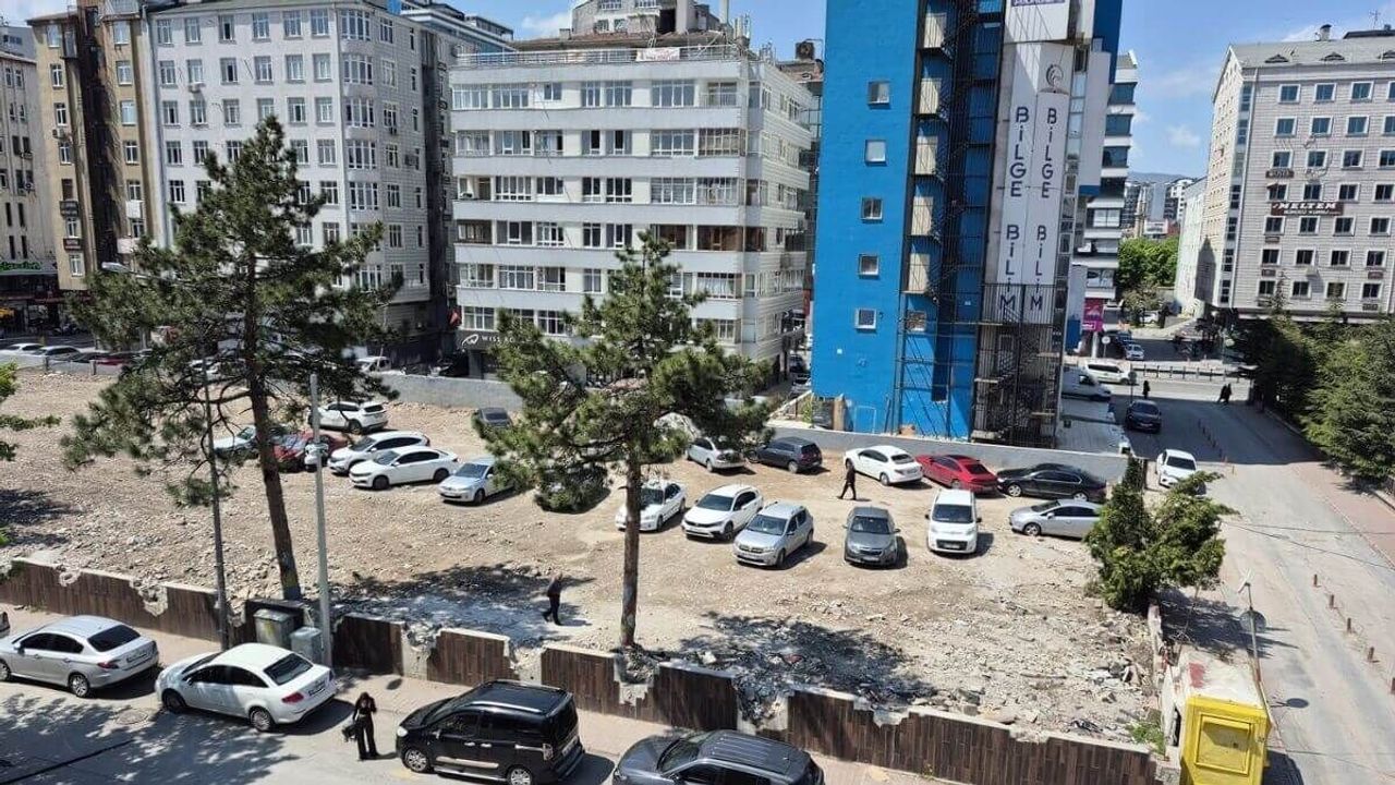 Kayseri'de bir alan daha otopark oluyor! Hem de şehrin merkezinde