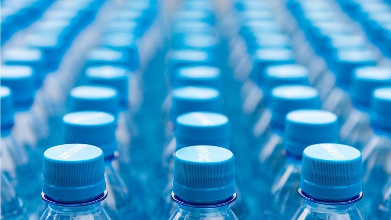 Milyonların tükettiği iki su markası ifşa oldu! Rekor para cezası geldi