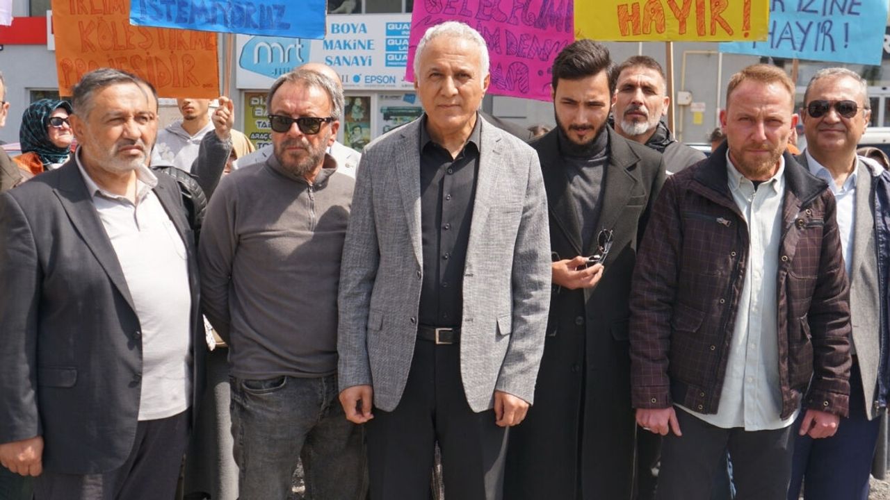 Mahmut Şahin'den sert çıkış: Egemenlik milletinse bu kanunu geri çekin!