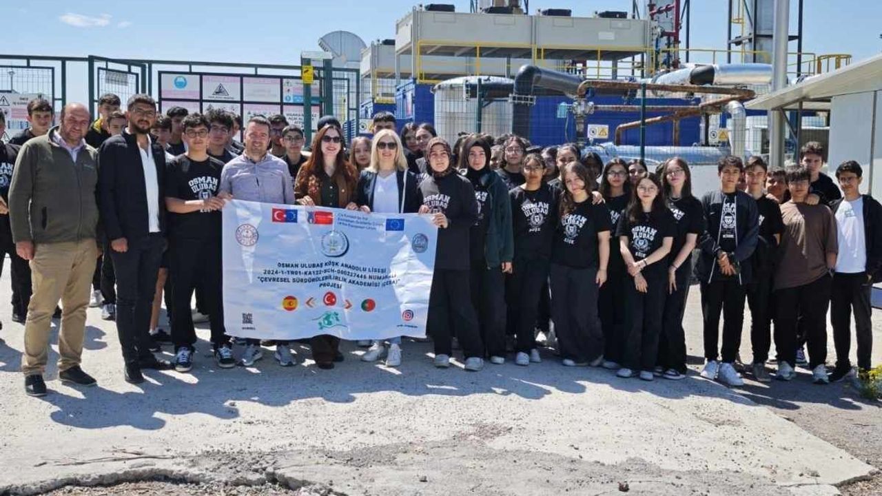 Kayseri'de 55 lise öğrencisi Büyükşehir Belediyesi tesisinde eğitim aldı!