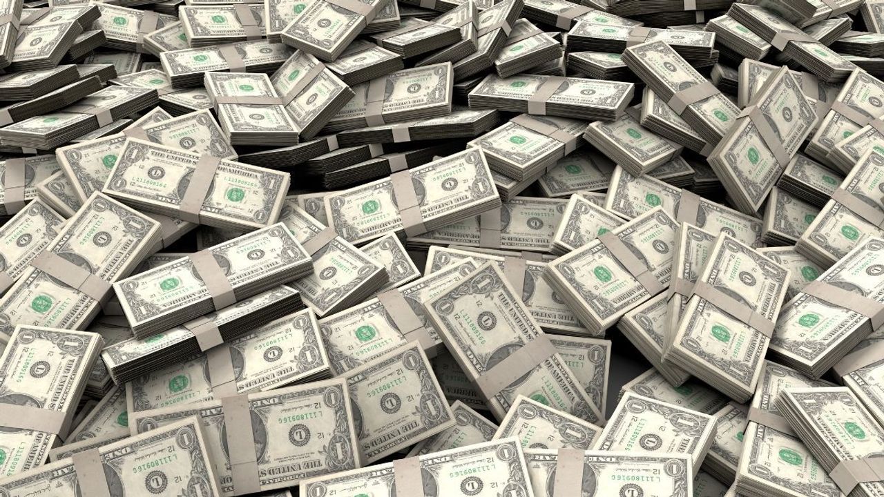 Elinde Dolar bulunduranlar dikkat! Uzmanından uyarılar geldi