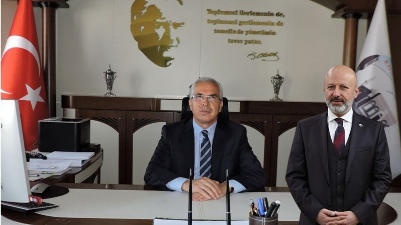 Talas Kaymakamı Yaşar'dan, Başkan Çolakbayrakdar'a veda!
