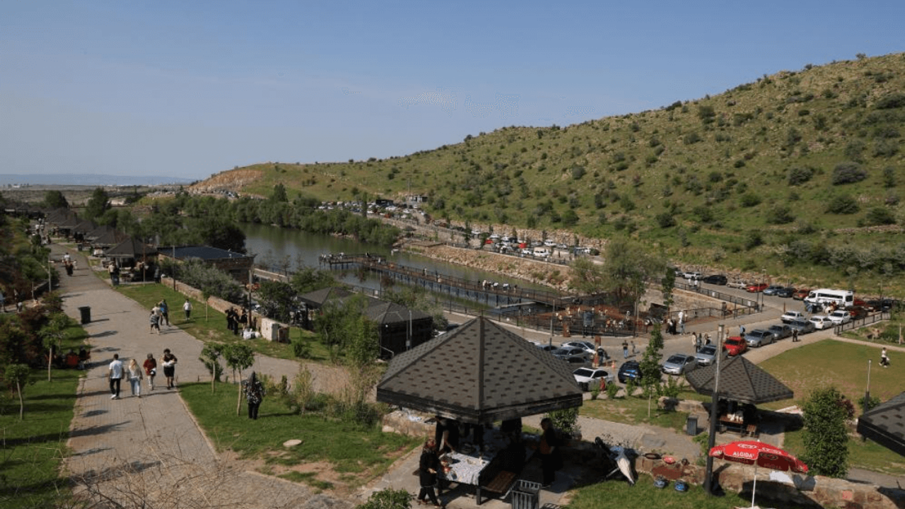 Kayseri'de ızgara değil manzara cezbetti! Herkesin uğrak noktası oldu