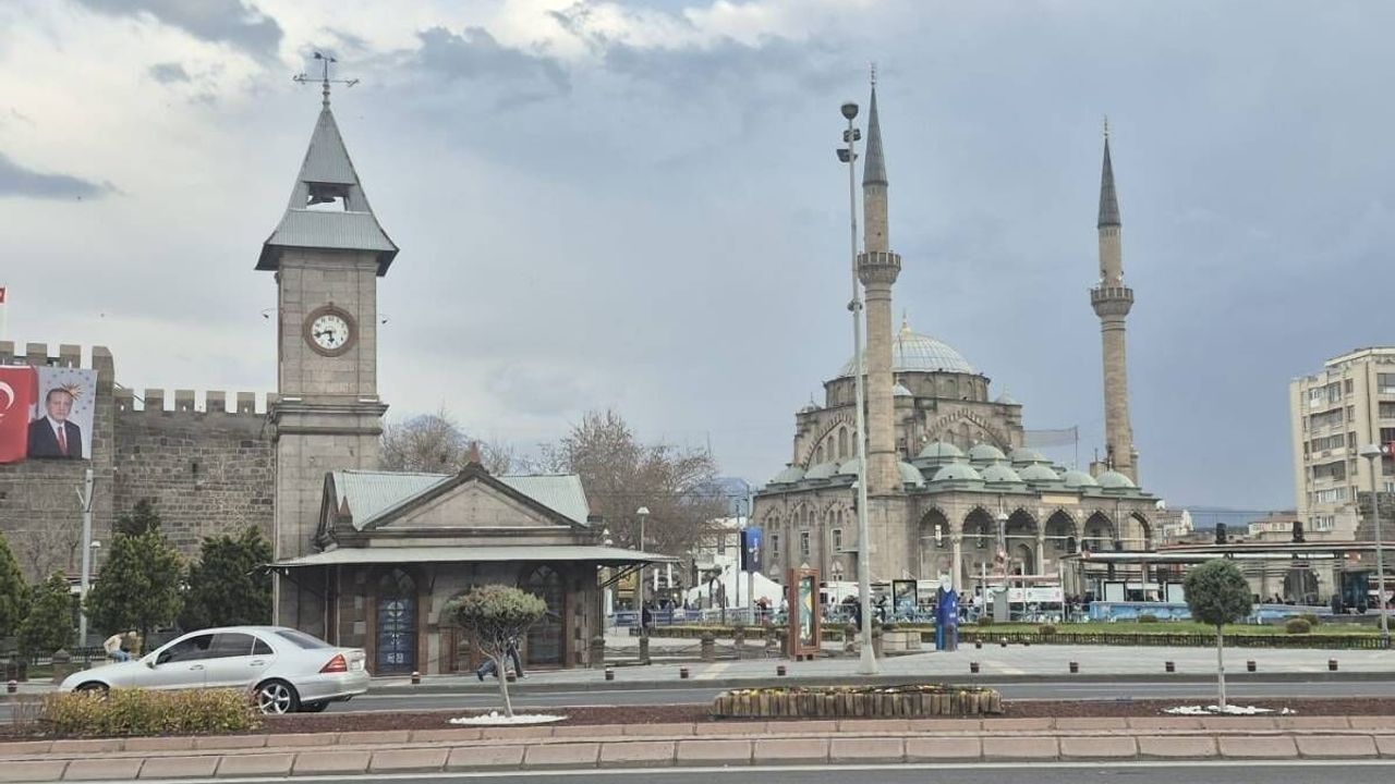 Kayseri'de Kurban Bayramı namazı saat kaçta kılınacak!
