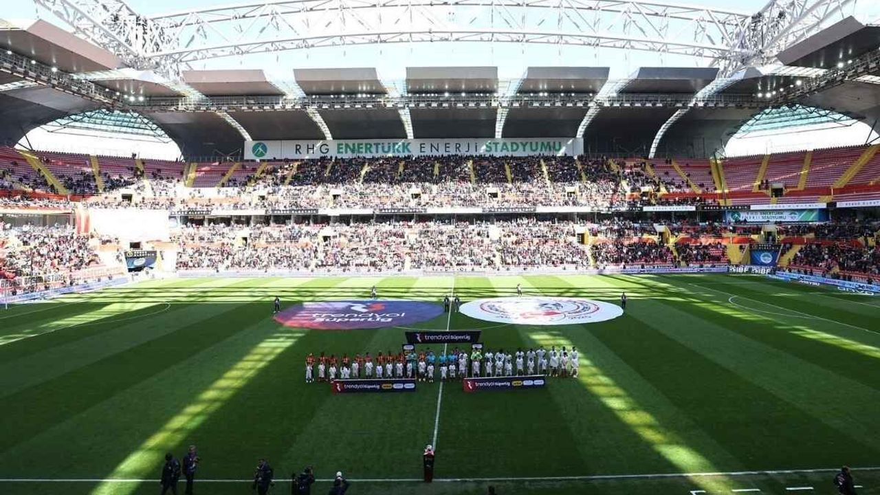 Kayserispor’da loca yenileme dönemi başladı!