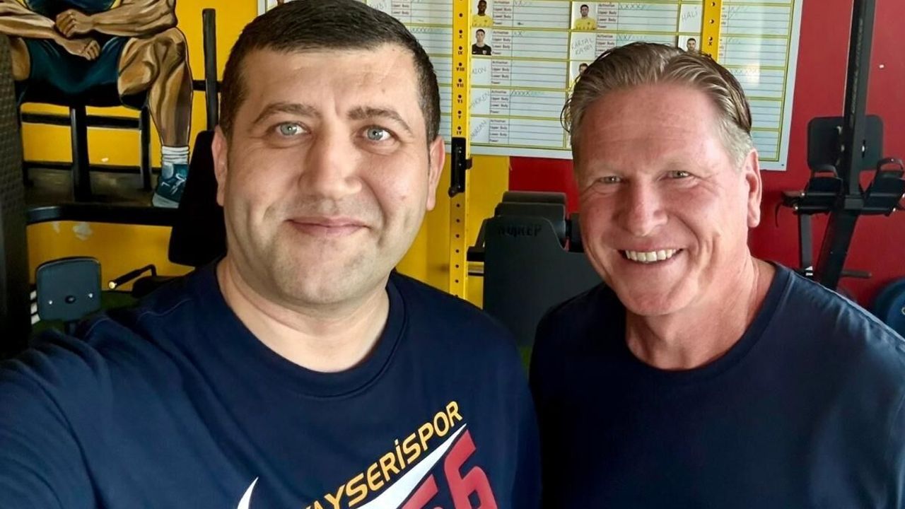 MHP’li Baki Ersoy Teknik Direktör Gisdol hakkında neler söyledi?