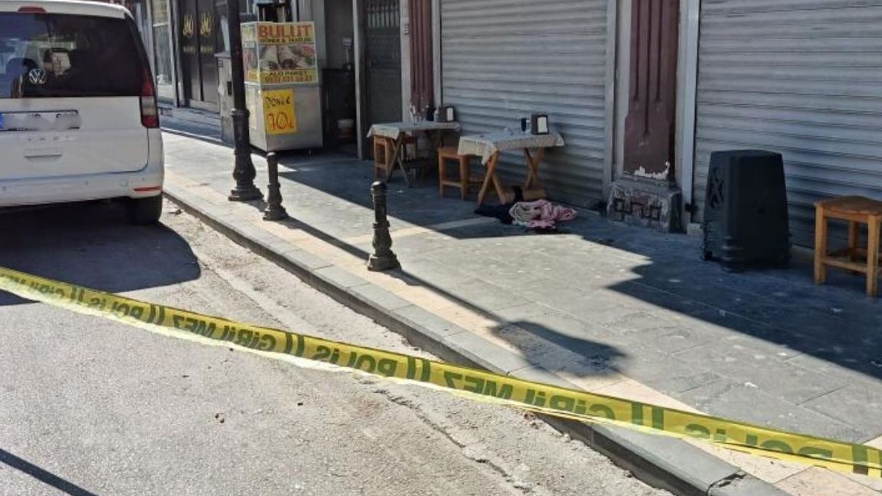 ‘Hasım’ yazısı kanlı bitti: Çaycı dönerciyi vurdu!