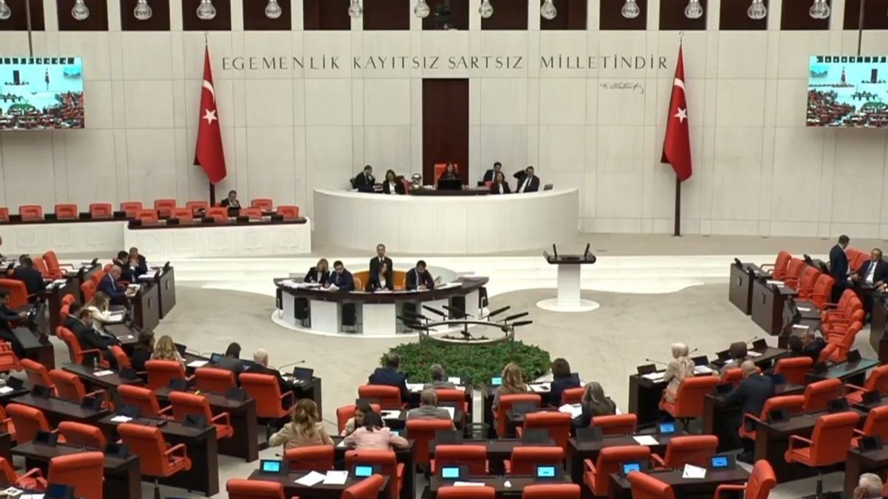 Kayseri Milletvekilleri İklim Kanunu oylamasında farklı tavır aldı!