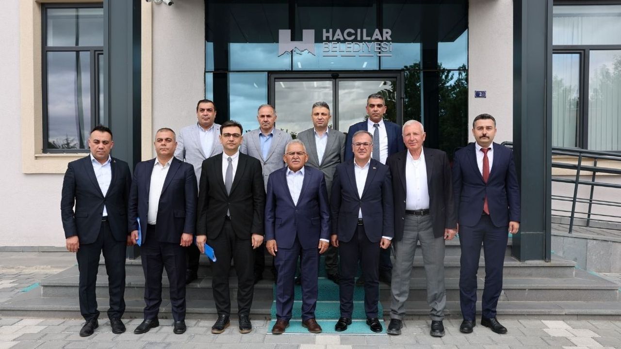 Kayserili başkanlar masaya oturdu: 'O ilçede yeni projelerle hizmette olacağız'