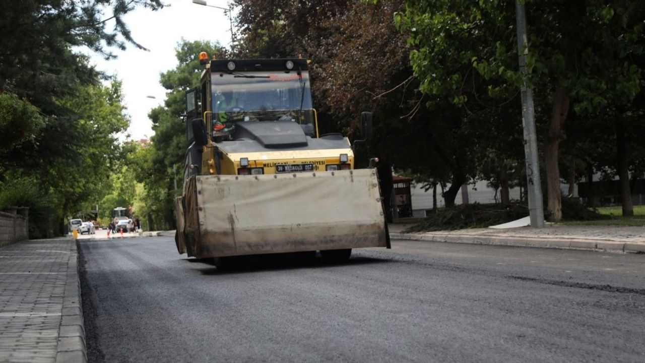 Kayseri’de vatandaşların talepleri karşılık buluyor! O mahallede hummalı çalışma