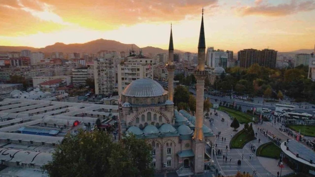 Kayseri namaz vakitleri 20 Temmuz 2025