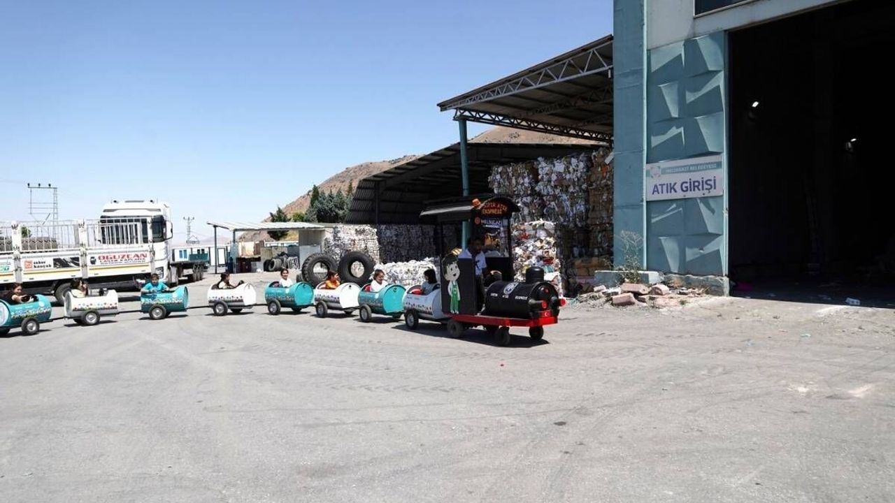 Kayseri'de dev tesis örnek oluyor! Bu kez öğrencileri ağırladı