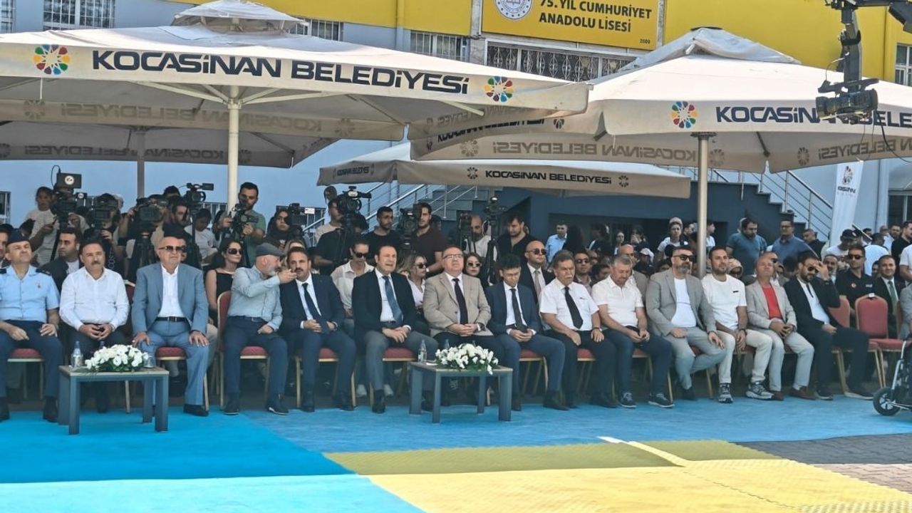 Kayseri’de gençliğe büyük yatırım: 56. ERVA Spor Okulu törenle açıldı