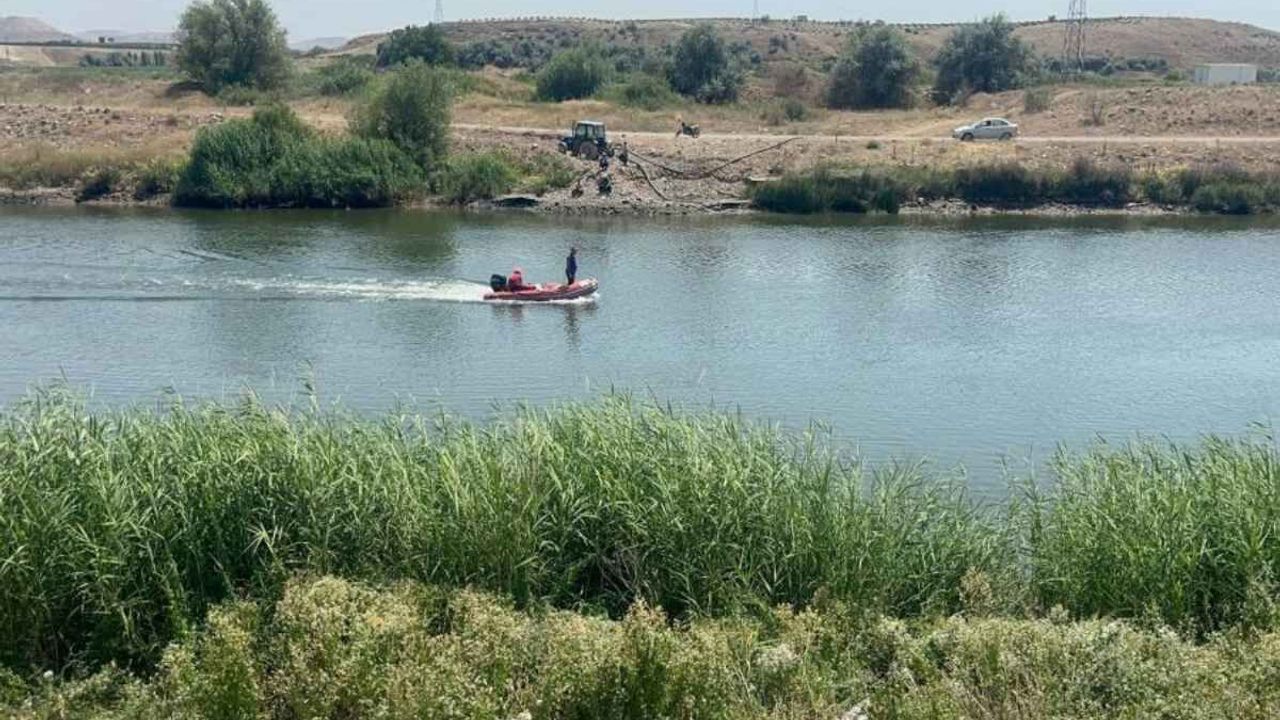 28 yaşındaki genç, serinlemek için girdiği Kızılırmak’ta kayboldu!