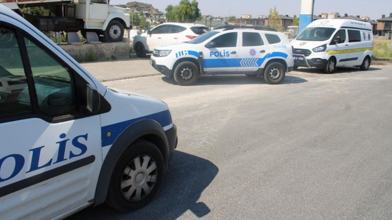 Kayseri’de foseptik çukurunda korkunç kaza: Üzerine taş düştü!