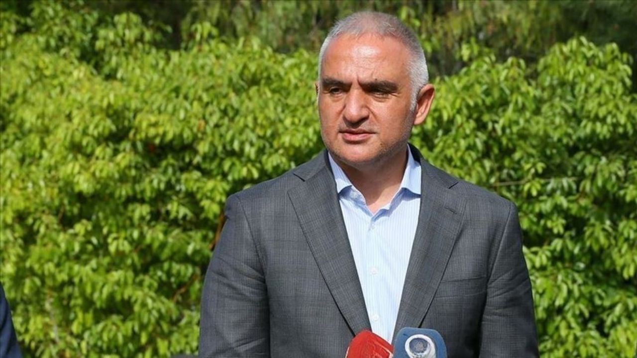 Kültür Bakanına festival tepkisi: 12 şehidin kanı kurumamışken sahne kurup eğleniyorlar!
