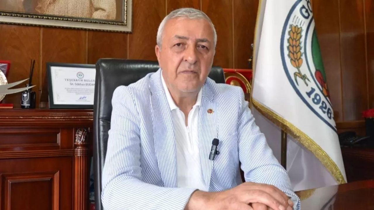 20 yıl sonra ilki gerçekleştirmişti! O belediye başkanı istifa etti