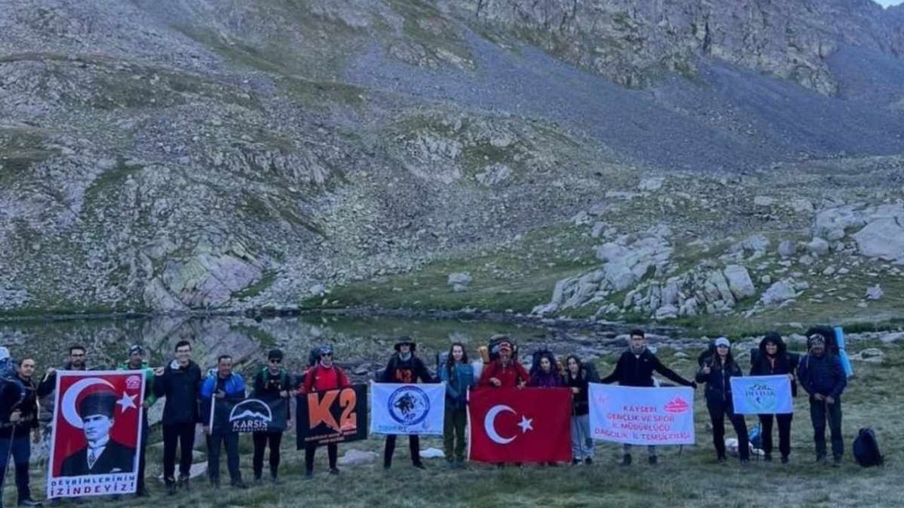 Develi'de bakın zirvede kimler var!