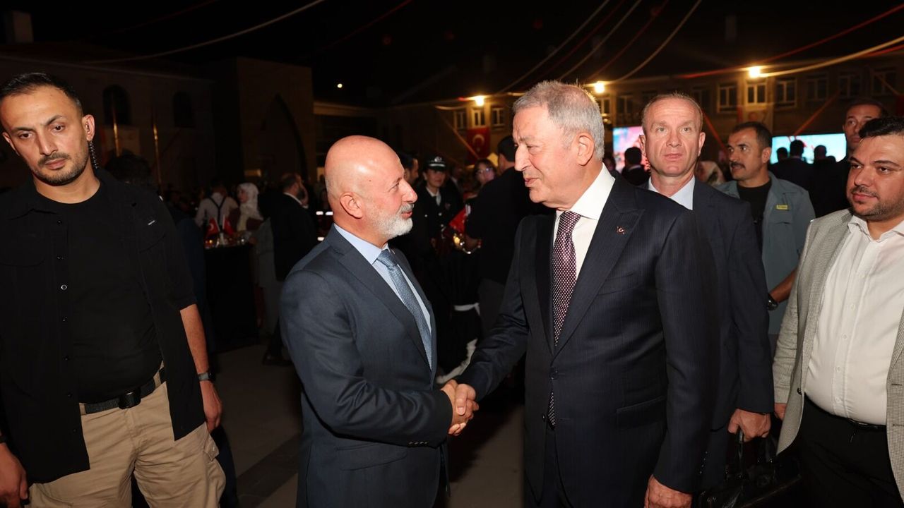 Çolakbayrakdar: ‘Türk milletine pranga vurulamayacağını 103 yıl önce gördüler’