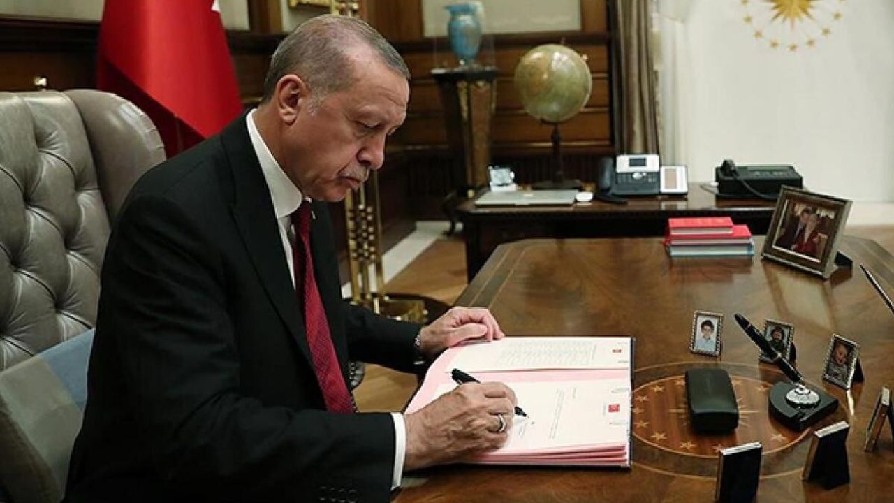 Cumhurbaşkanlığı atama kararları Resmi Gazete'de yayınlandı! O isim görevden alındı