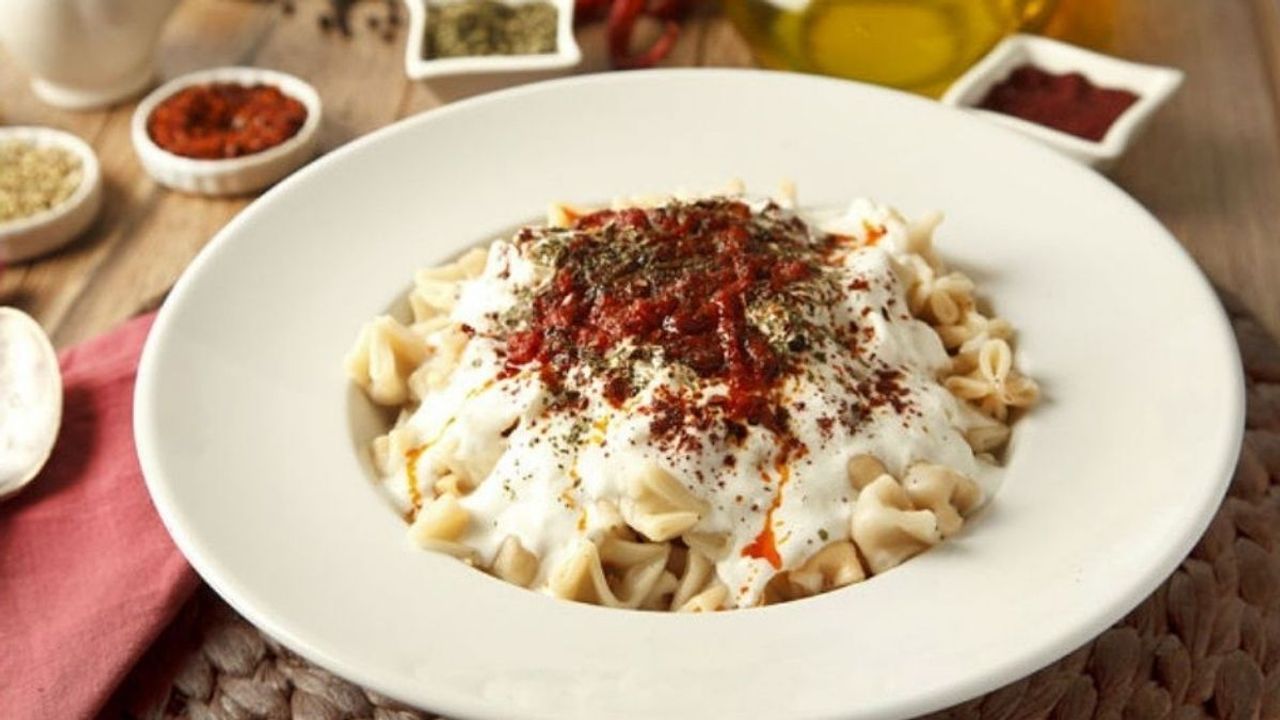 Bir kaşığa kırk tane sığıyor! Dillere destan Kayseri mantısı kaç kalori?