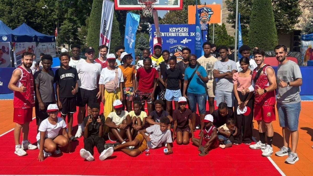 Kayseri’de basketbol sevinci Hint Okyanusu’nu aştı!