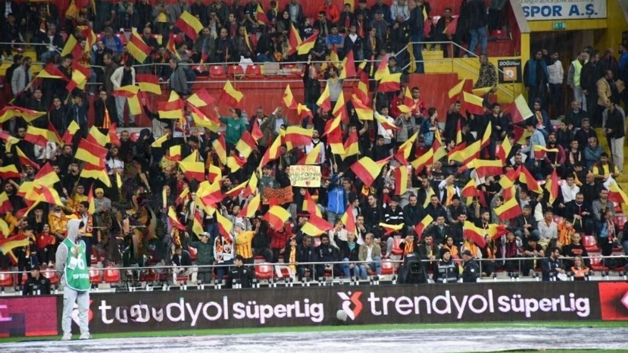 Kayserispor tahtayı kırdı,transfere doymuyor!
