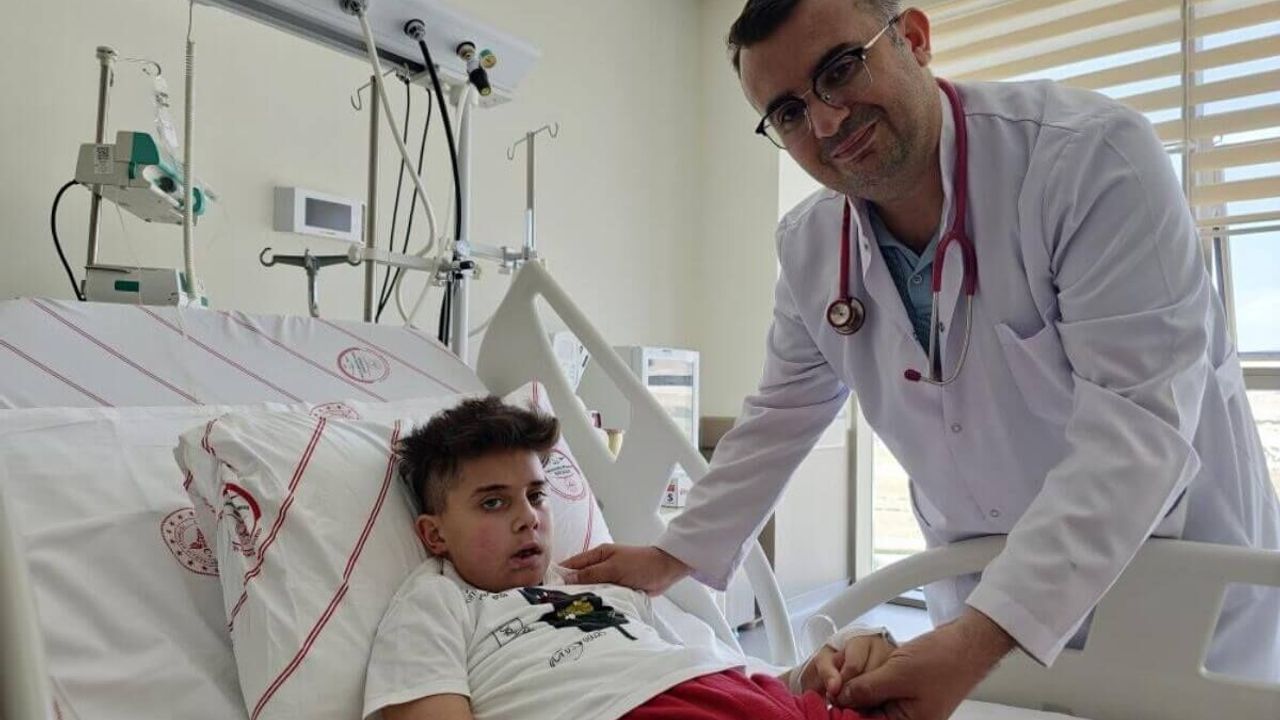 Kayseri Şehir Hastanesi'nde o kapıdan giren umutla çıkıyor!