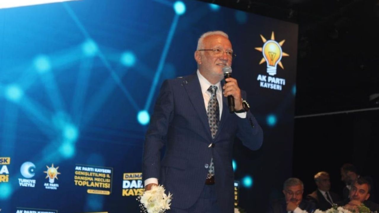 Elitaş'tan CHP'ye sert çıkış: Balya balya paralarla teşkilatını satın almaya çalışan siyasi parti!