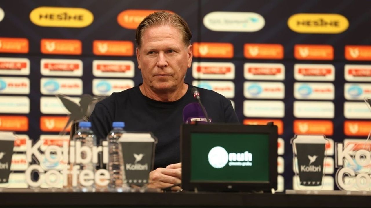 Markus Gisdol yeni transferlerin müjdesini verdi!