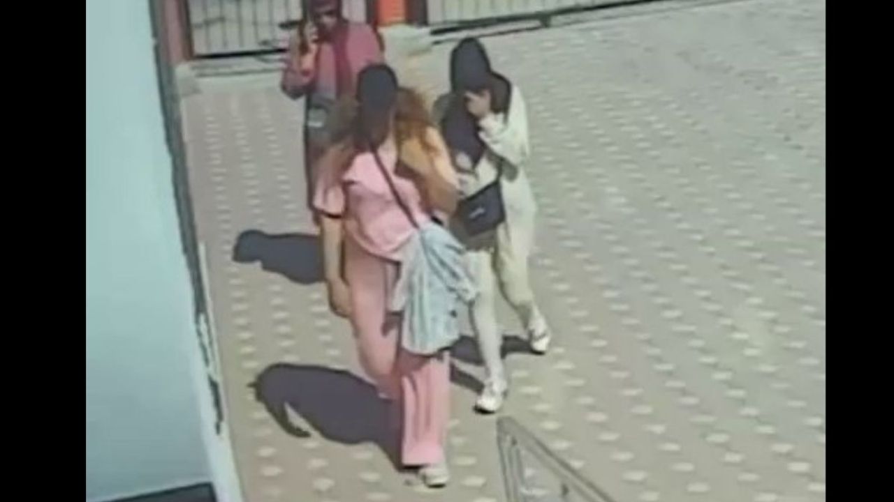 Kadın hırsızlardan film gibi soygun: 200 Bin liralık altın çaldılar