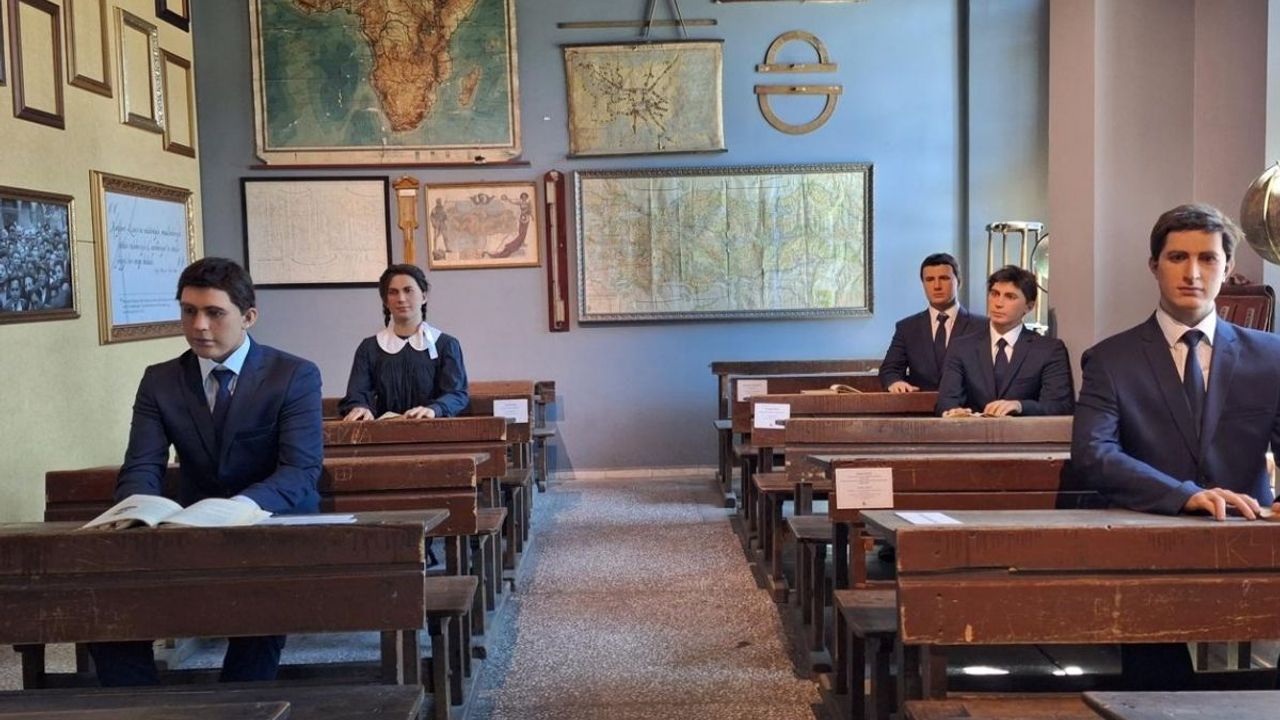 Sıra arkasından siperlere! Kayseri Lisesi'nin şehit nesli