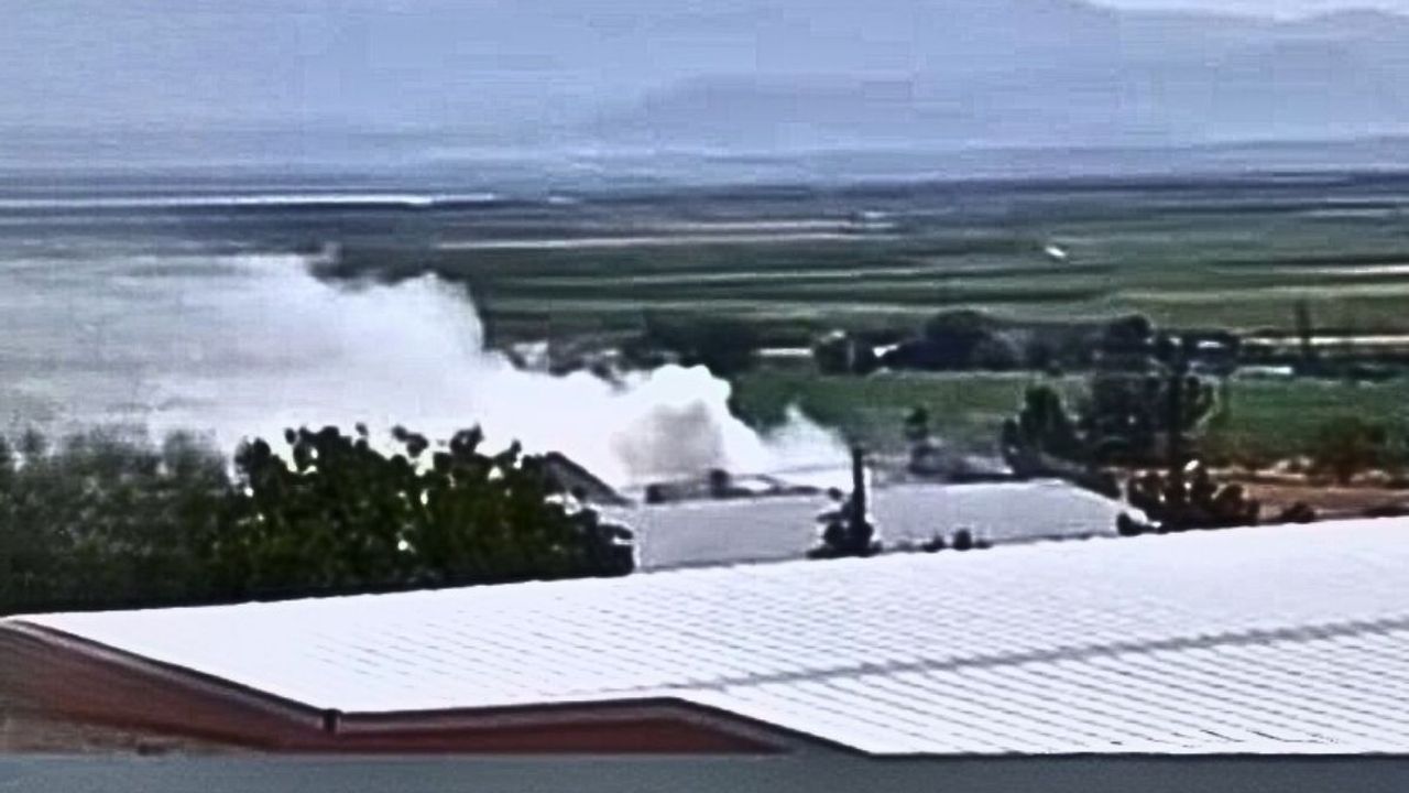 Yeşilhisar’da mutfak tüpü patladı! Buğday deposu, ev ve ahır alevlere teslim oldu