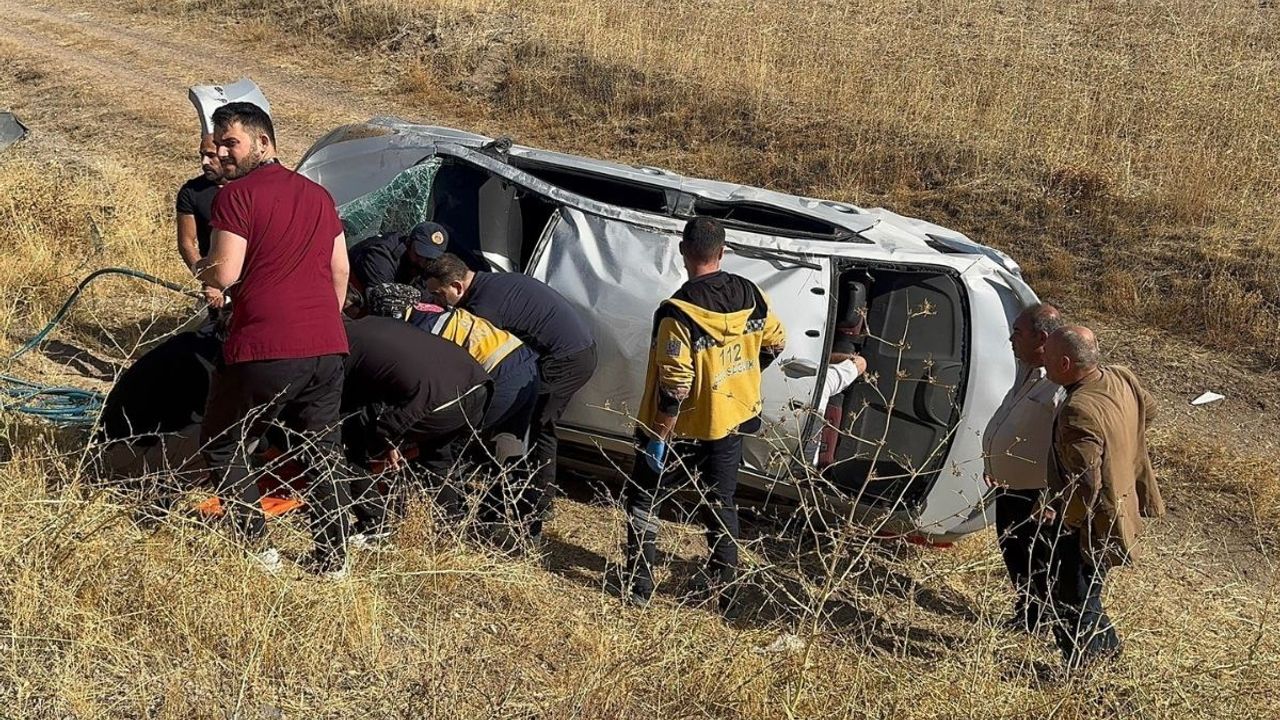 Kontrolden çıkan otomobil şarampole uçtu… Peki sonra?