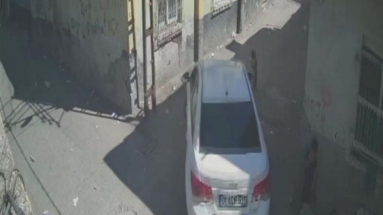 Adana’da otomobilin çarptığı 2 yaşındaki Cumali hayatını kaybetti