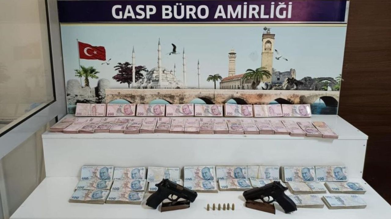 Kanlı Kuyumcu Soygunu: Altınları satıp paraları sayarken kendilerini çekmişler