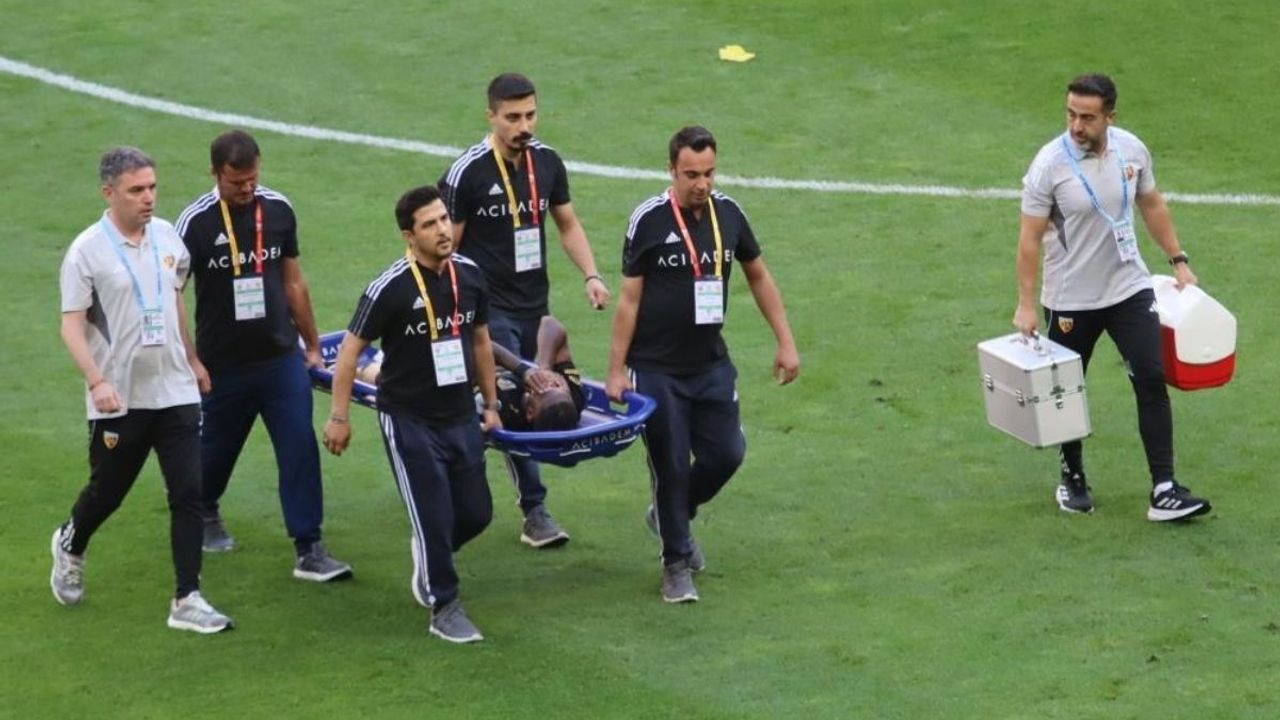 Kayserispor’da Carlos Mane  3 hafta sakat