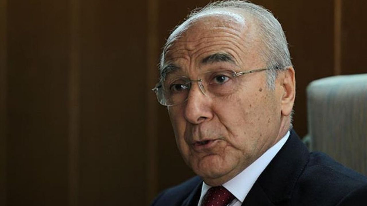 Eski Belediye başkanı uçakta fenalaştı