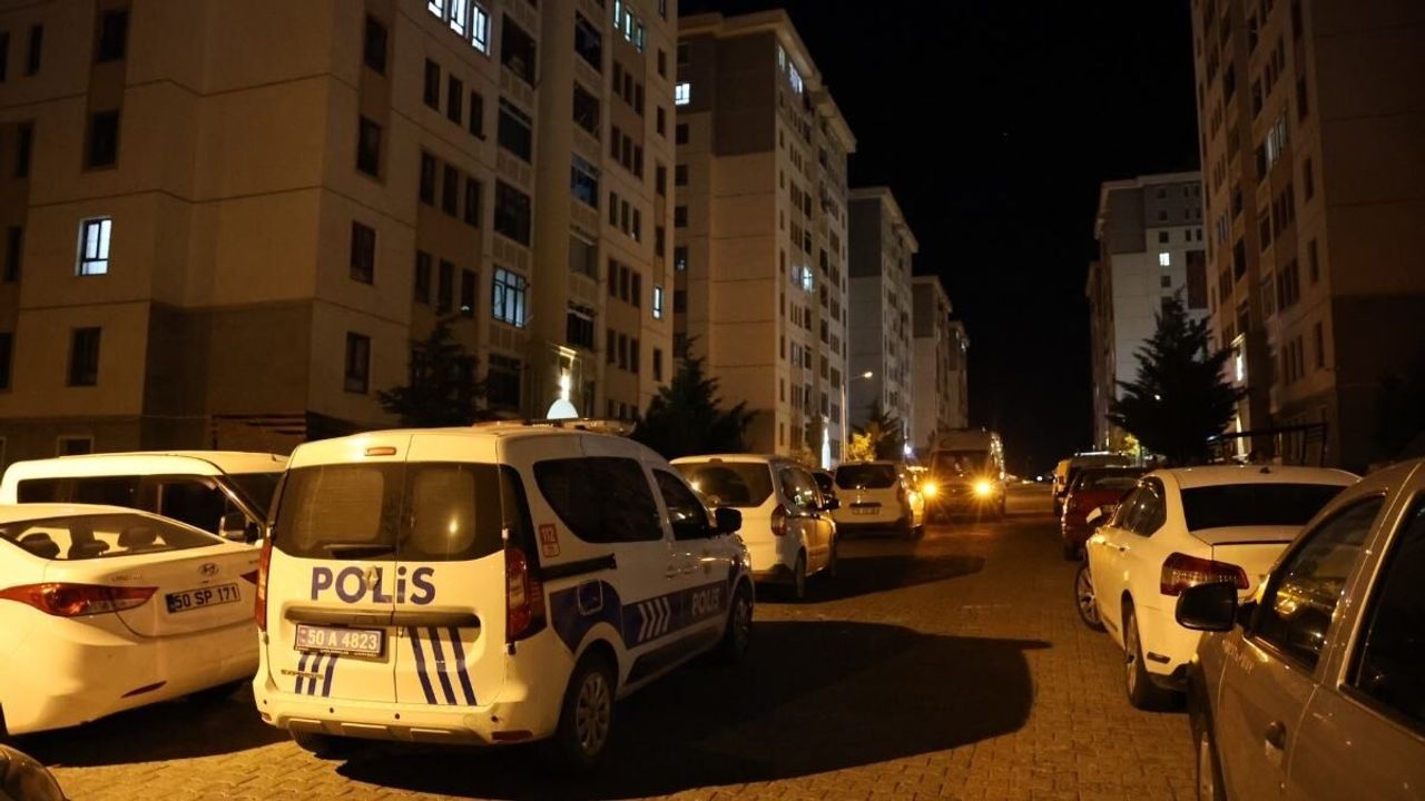 21 Yaşındaki Üniversiteli genç evinde ölü bulundu