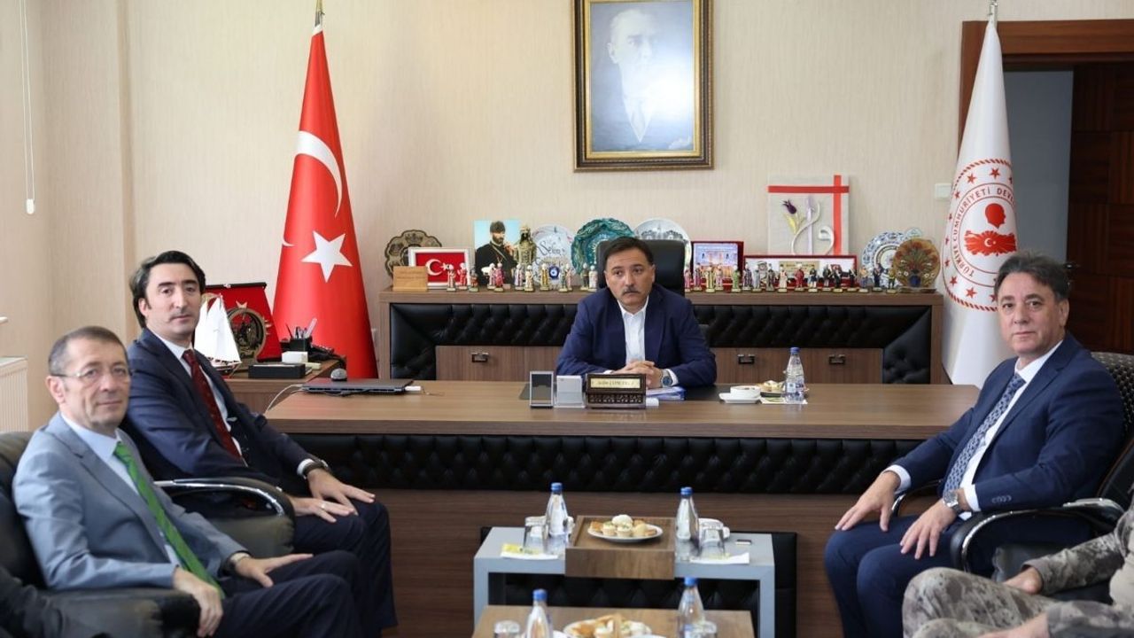 Kayseri Valisi Gökmen Çiçek, Develi ilçesinde incelemelerde bulundu