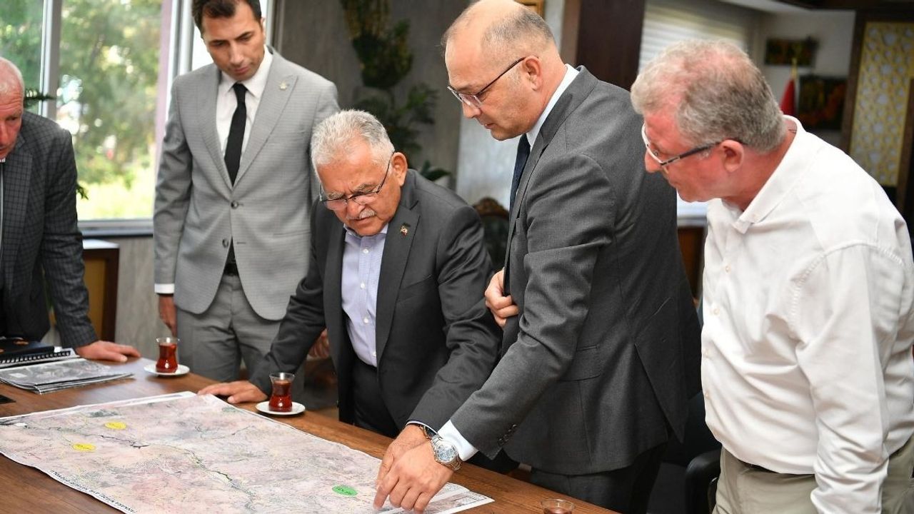 Başkan Büyükkılıç’tan yeni hamle: Kayseri trafiğine nefes aldıracak projeler yolda