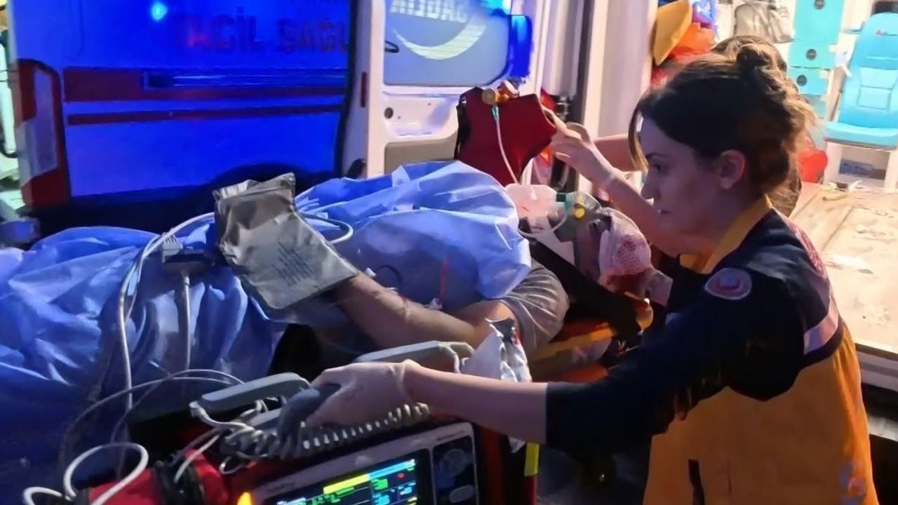 Komşusuna, annesine ve kardeşine kurşun yağdırdı, ardından kafasına sıktı!