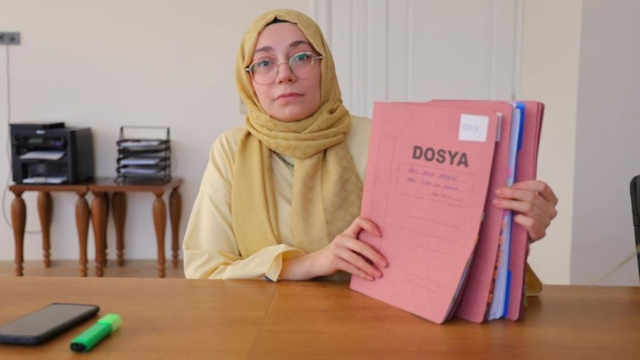 Üniversiteli gencin arkadaşı hayatını kararttı: Kartını verdi, dolandırıcı oldu!